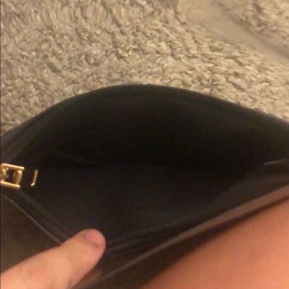 Clear purse with black wallet - Picture 2 of 4